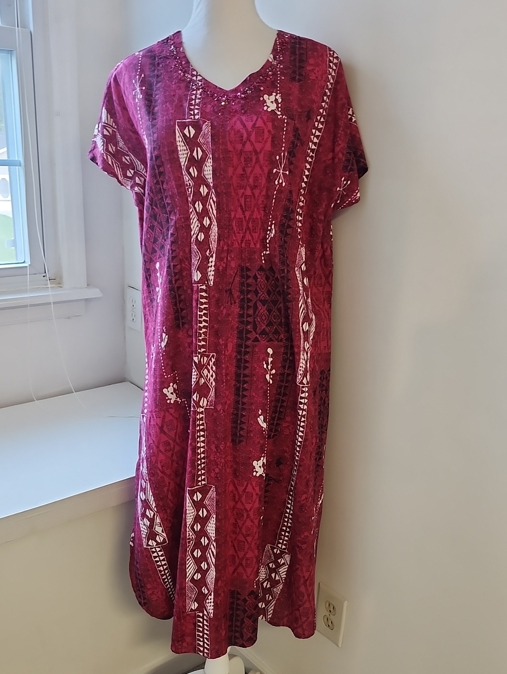 Patio Casuals By Cabernet Caftan Midi Dress Aztec giraffes Cotton